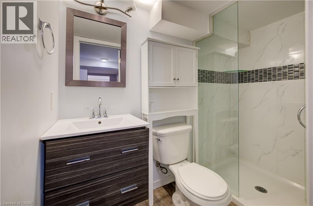 251 SHELDON Avenue N - 33