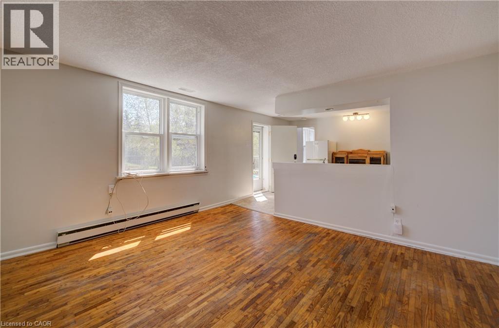 251 SHELDON Avenue N - 39
