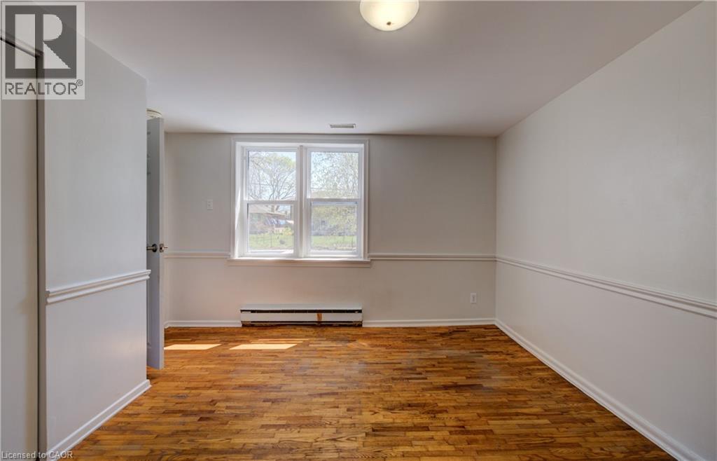 251 SHELDON Avenue N - 41