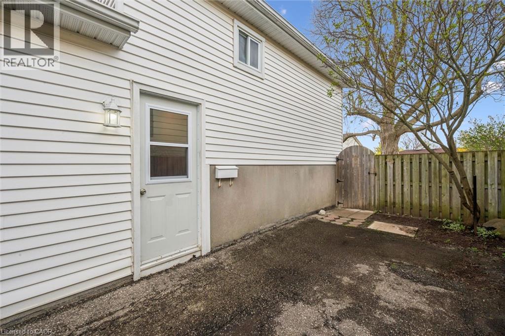 49 BROKEN OAK Crescent, Kitchener, Ontario, N2N1N8 — Photo 30