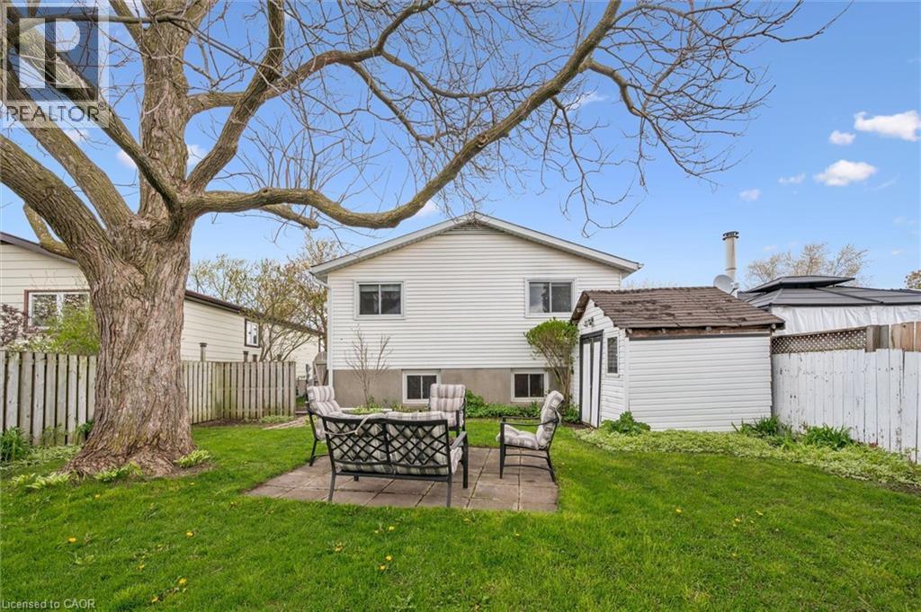 49 BROKEN OAK Crescent, Kitchener, Ontario, N2N1N8 — Photo 35