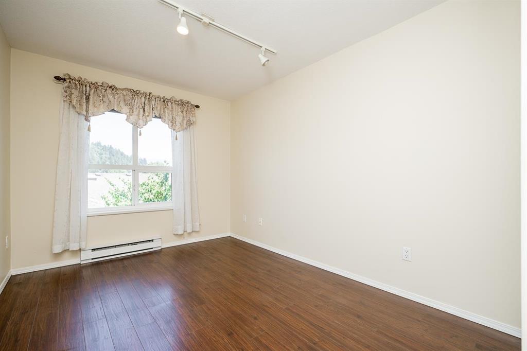 407 46693 YALE ROAD, Chilliwack Proper East, Chilliwack