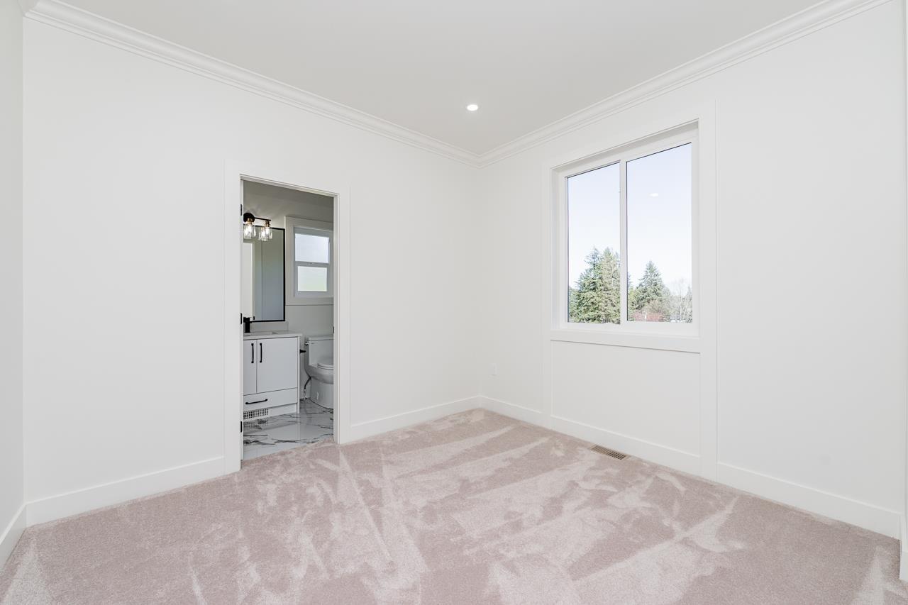2 14259 PARK DRIVE, Surrey