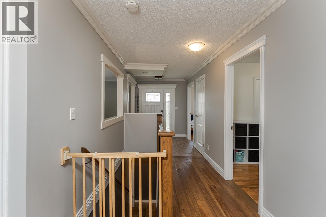 1126 STIRLING DRIVE - 23