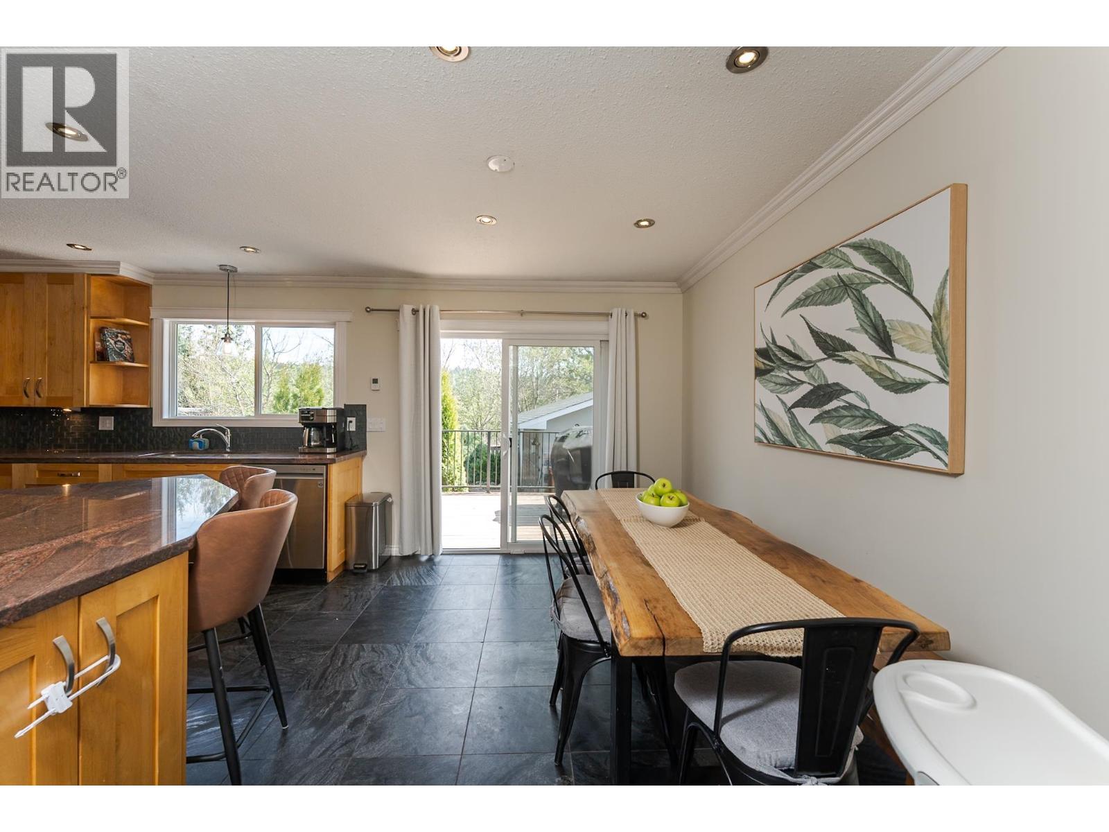 1126 STIRLING DRIVE - 9