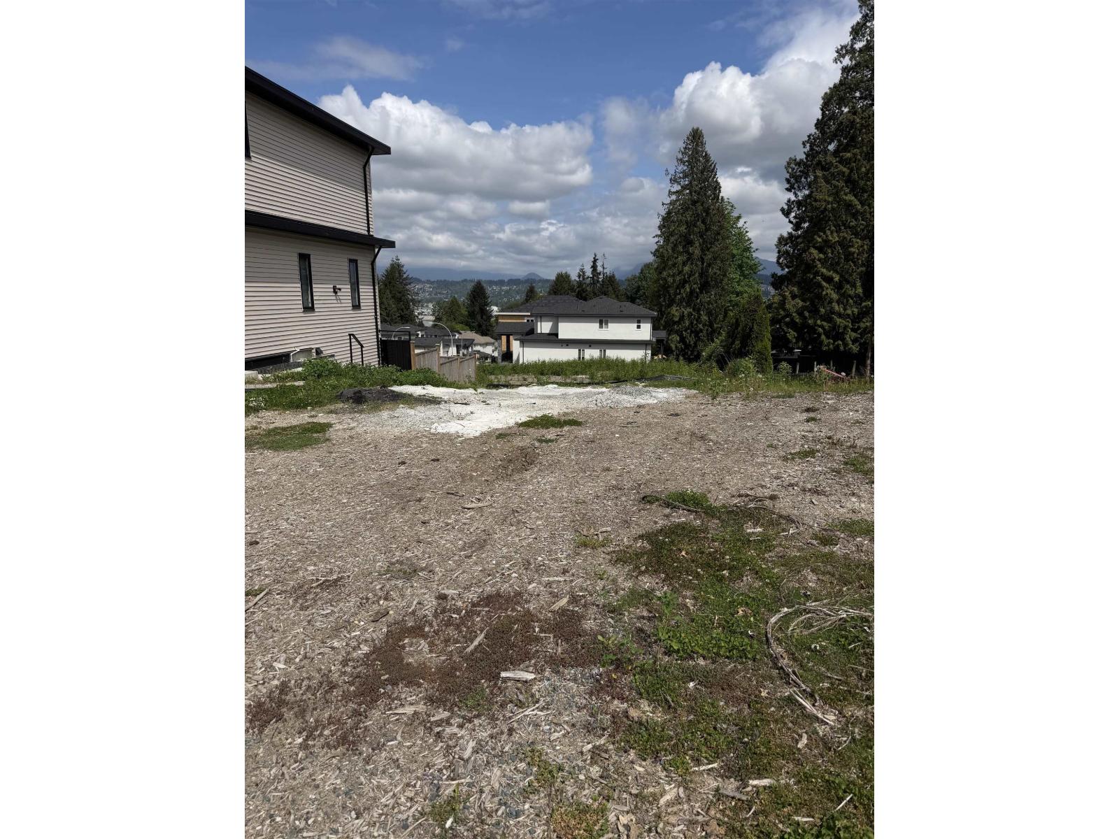 13875 114 Avenue - main photo