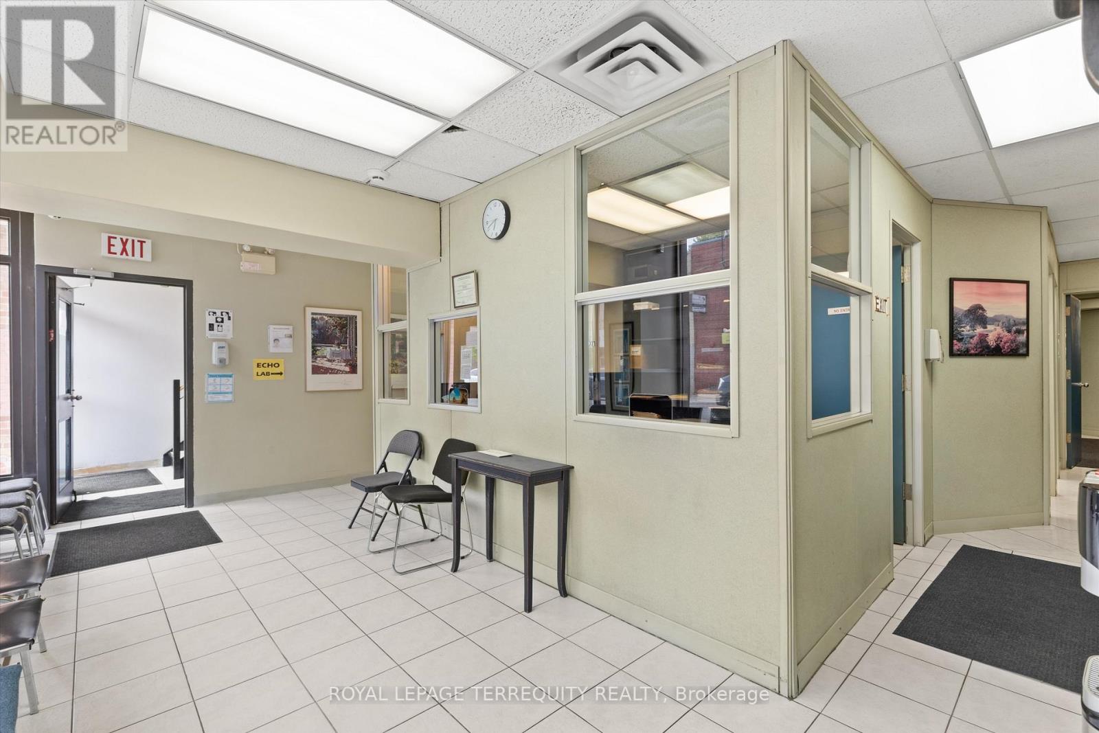 1662 & 1664 DUFFERIN STREET