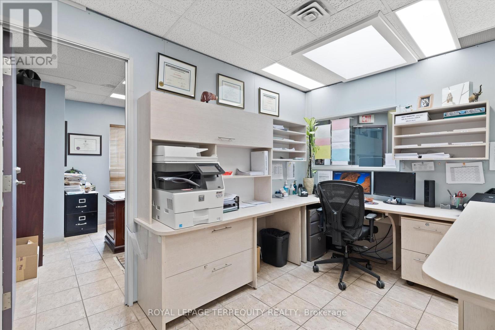 1662 & 1664 DUFFERIN STREET