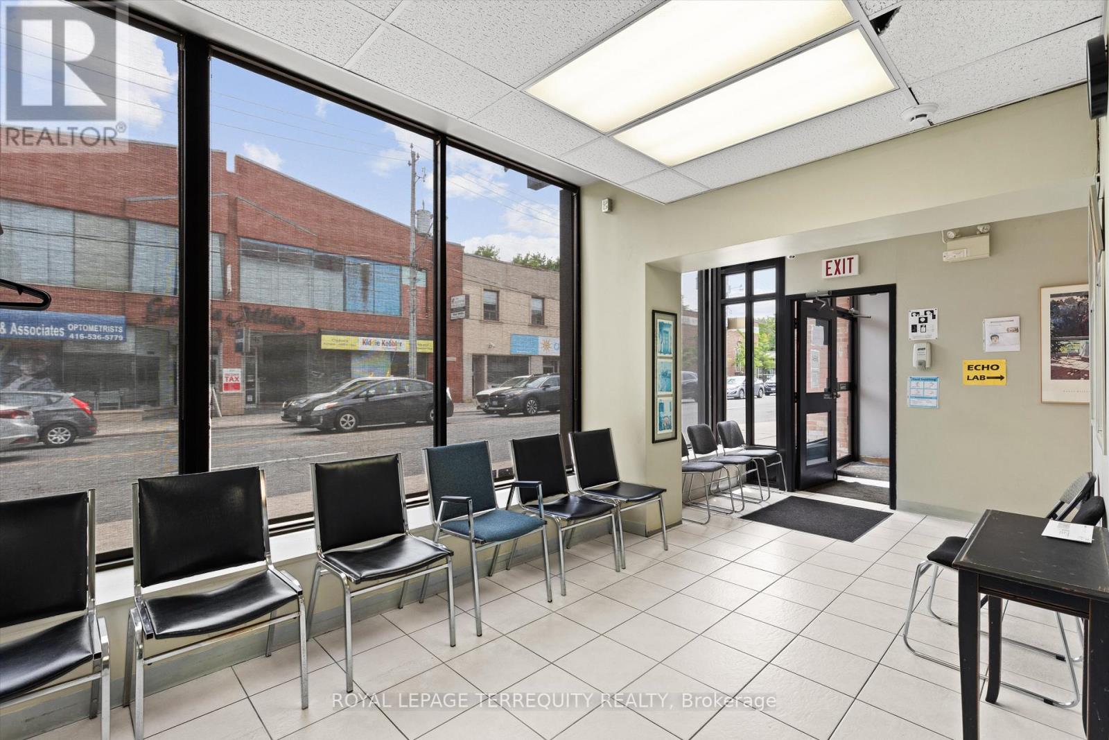 1662 & 1664 DUFFERIN STREET