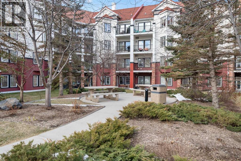 #117 60 Royal Oak Plaza NW - 27