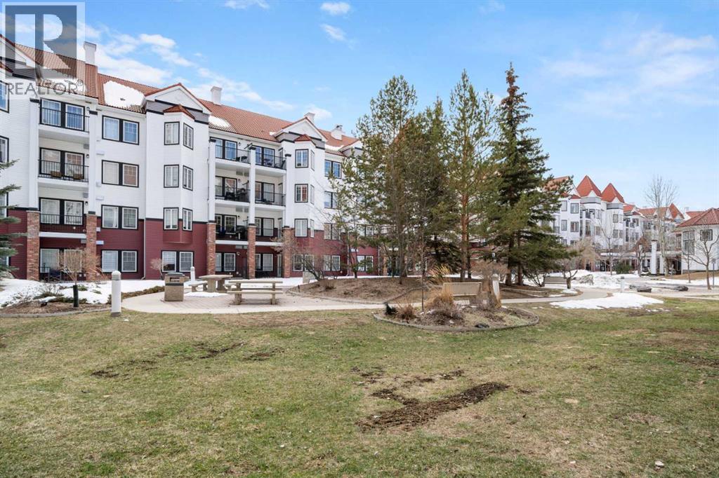 #117 60 Royal Oak Plaza NW - 17