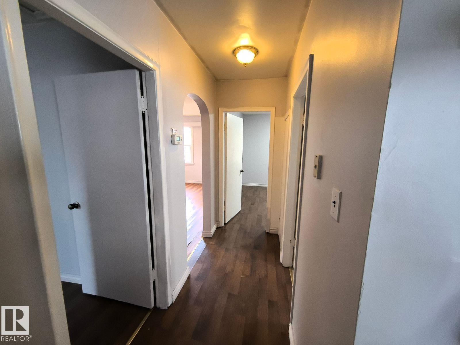 10815 68 AV NW - 5