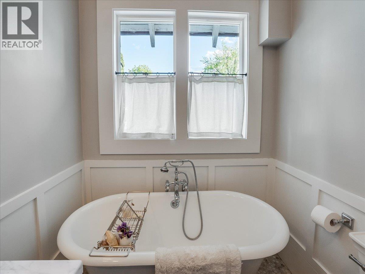 102 Ritchie Avenue - 27