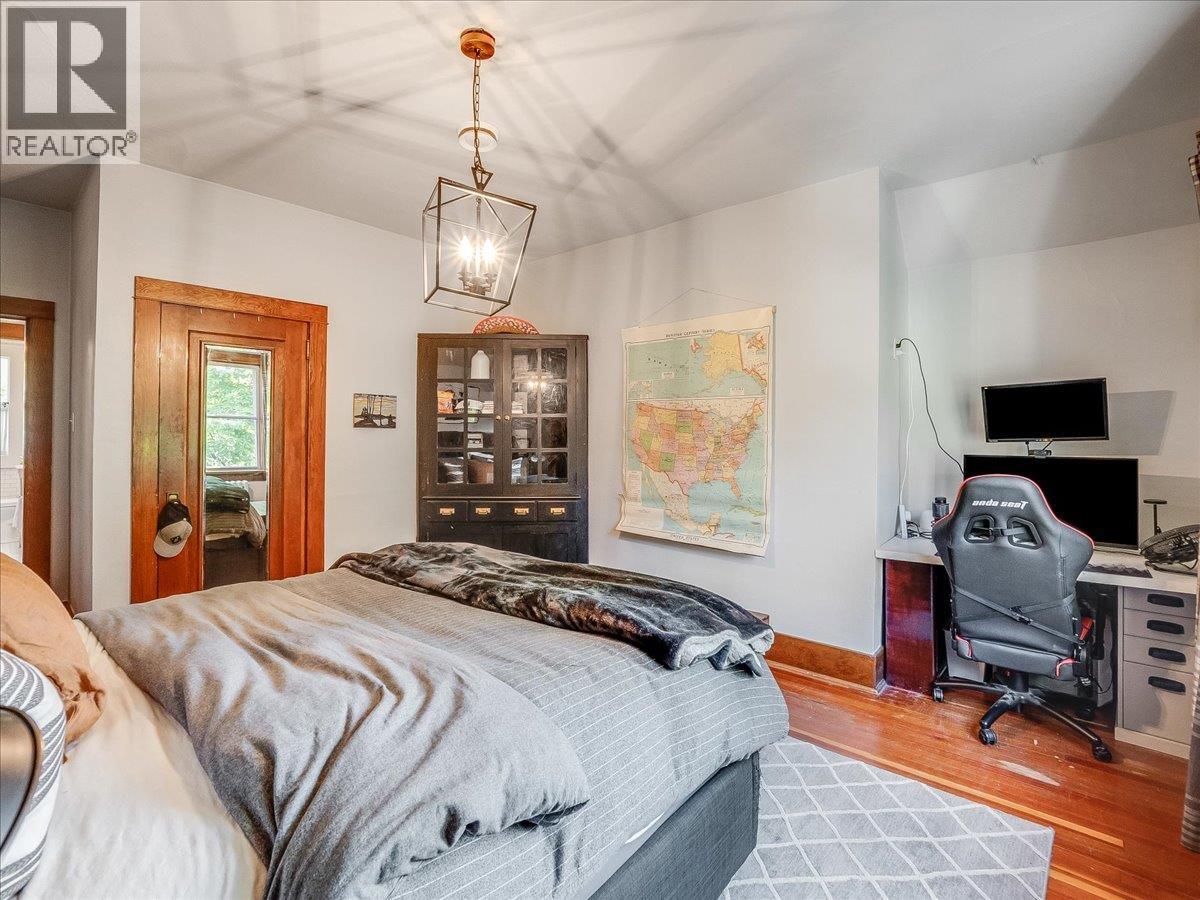 102 Ritchie Avenue - 40