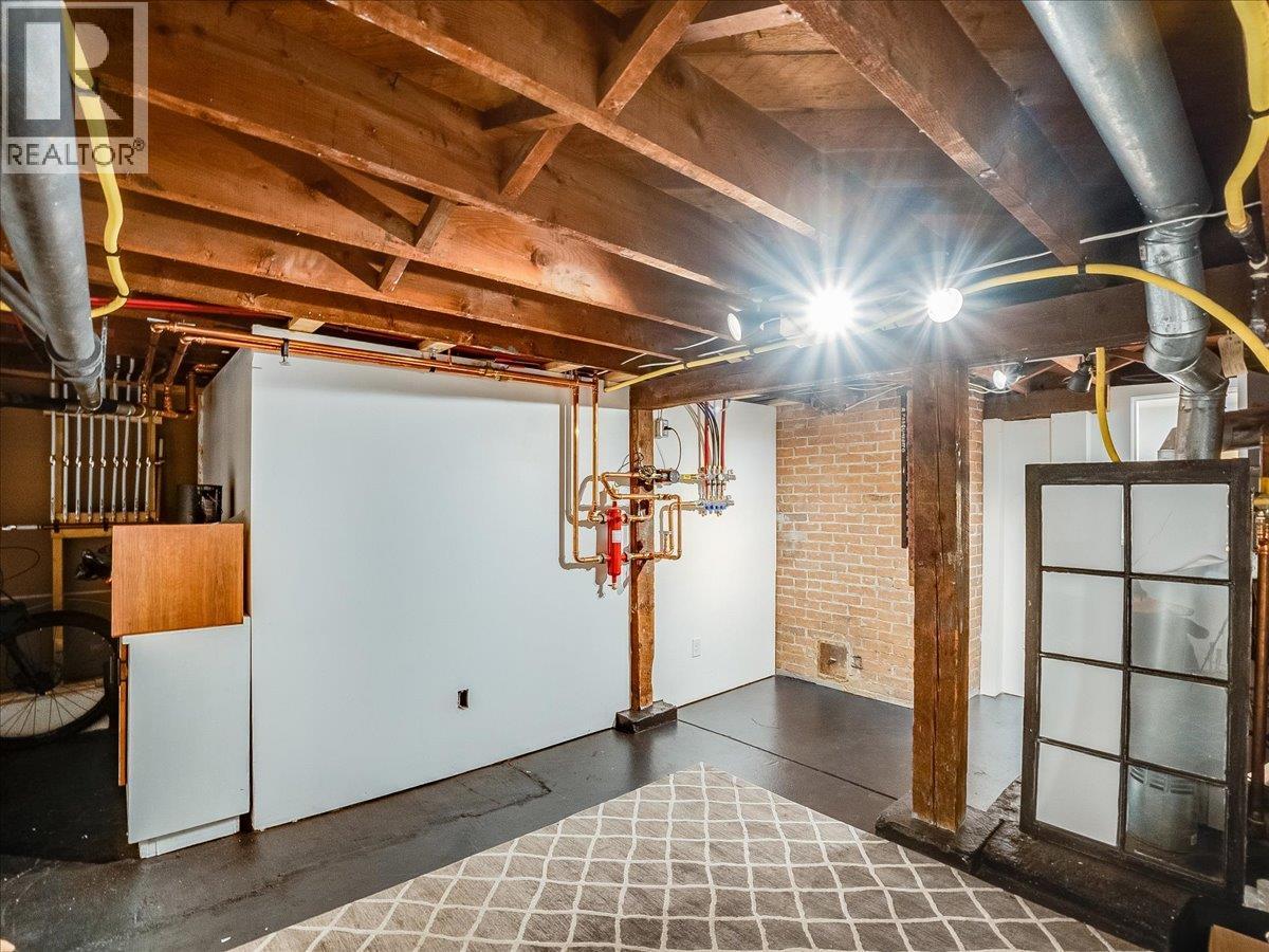102 Ritchie Avenue - 51