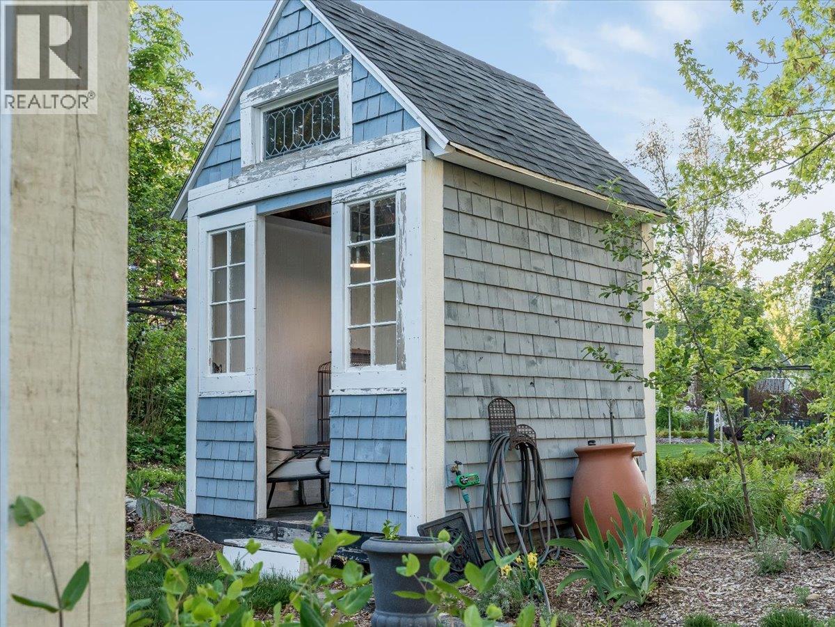 102 Ritchie Avenue - 78