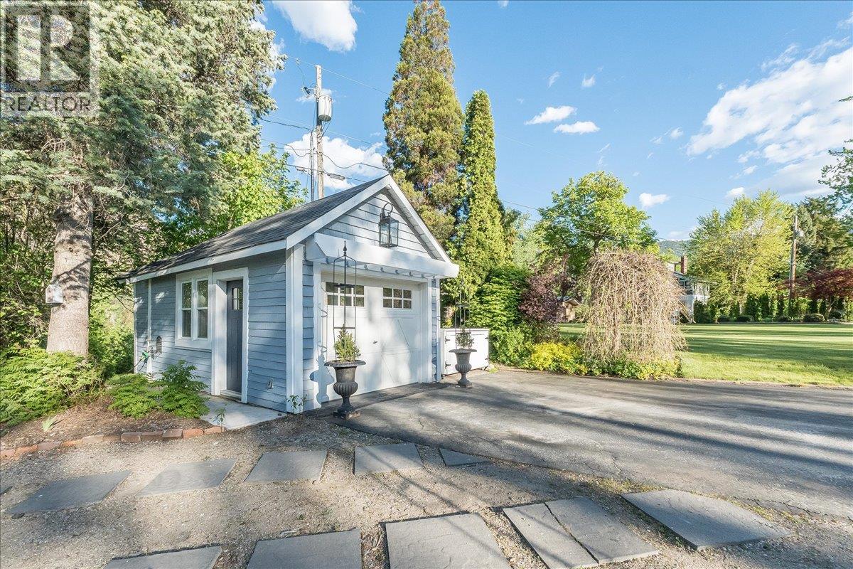 102 Ritchie Avenue - 89