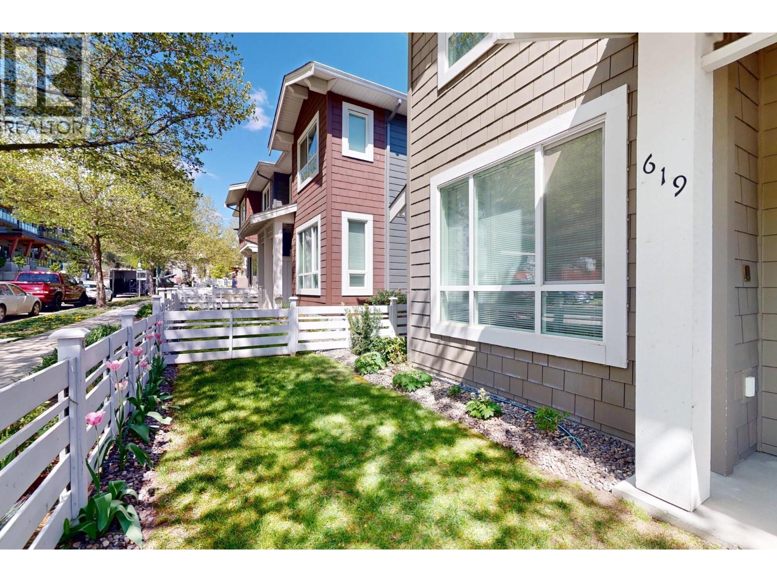 619 Boynton Place, Kelowna