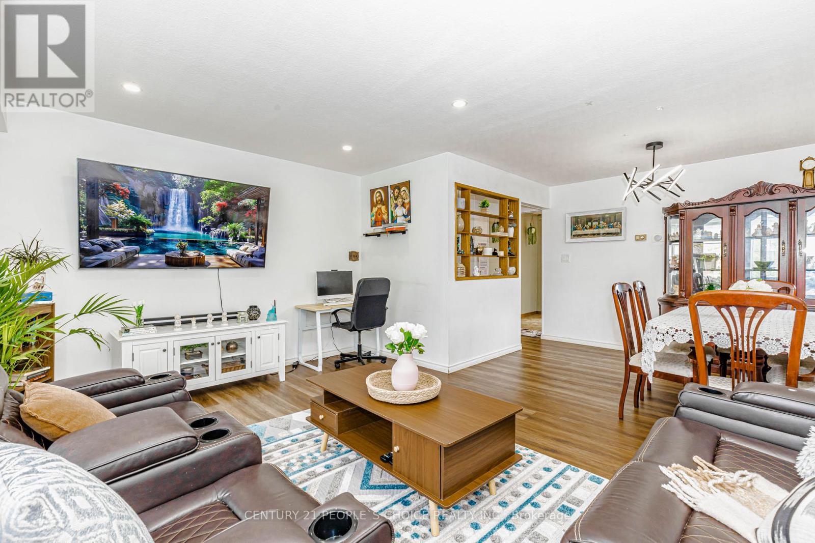 7 PLEASELEY ROAD - 12