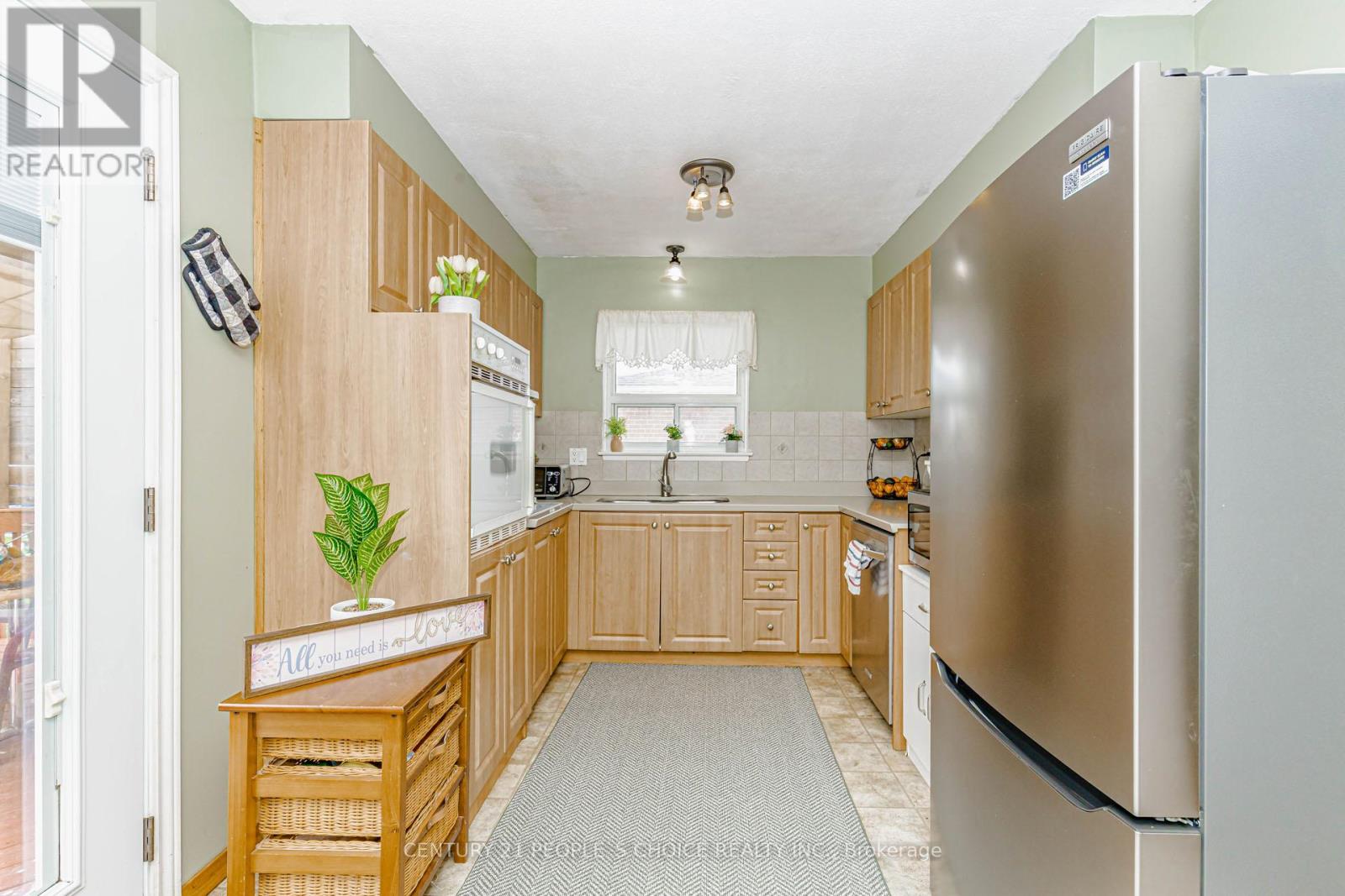 7 PLEASELEY ROAD - 16