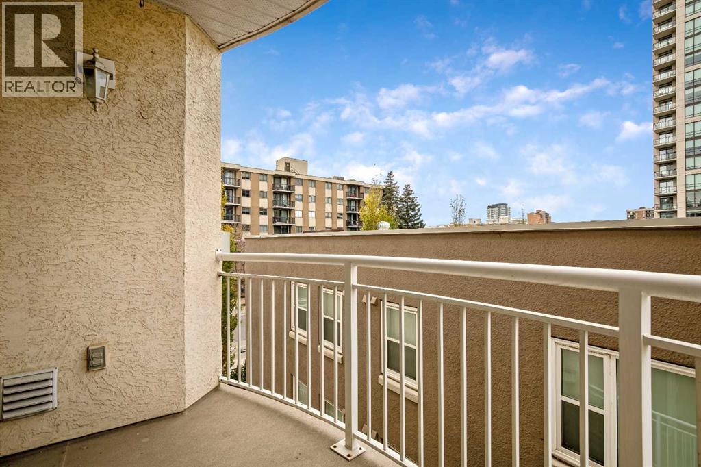#306 1026 12 Avenue SW - 21