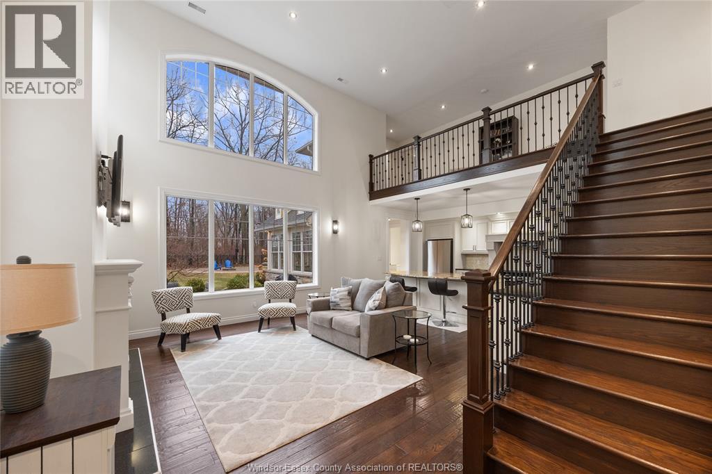 277 CRYSTAL BAY DRIVE, Amherstburg, Ontario, N9V4A6 — Photo 2