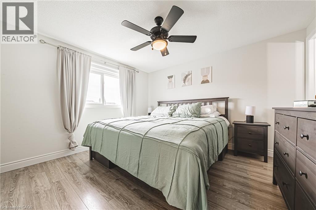 16 APEX Court, Stoney Creek, Ontario, L8J1J2 — Photo 23