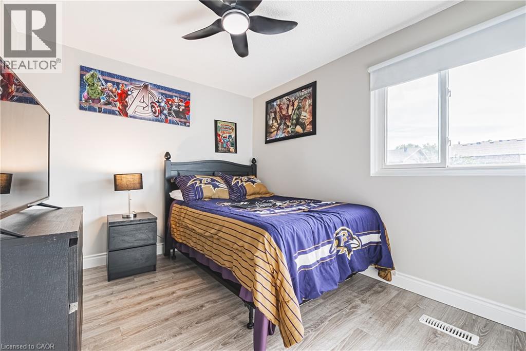 16 APEX Court, Stoney Creek, Ontario, L8J1J2 — Photo 10