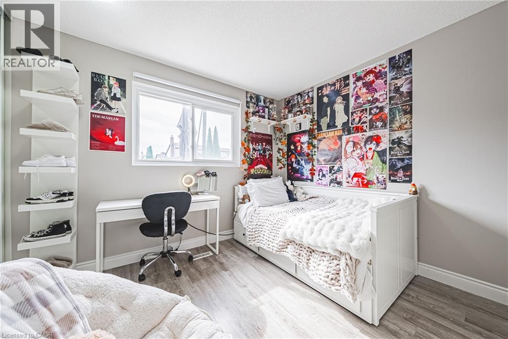 16 APEX Court, Stoney Creek, Ontario, L8J1J2 — Photo 39