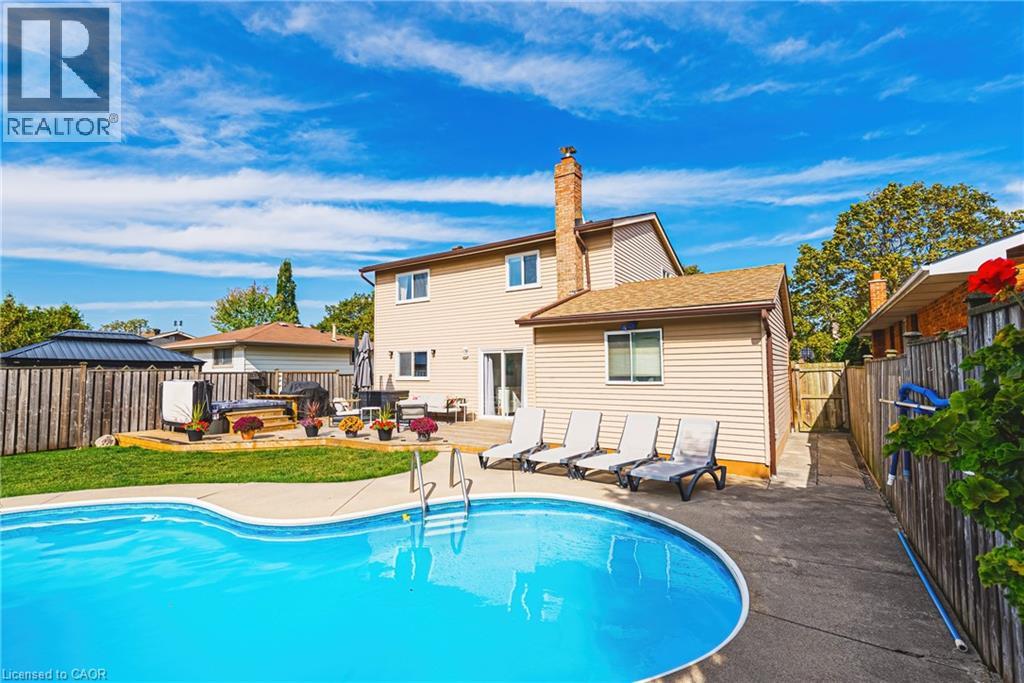 16 APEX Court, Stoney Creek, Ontario, L8J1J2 — Photo 35