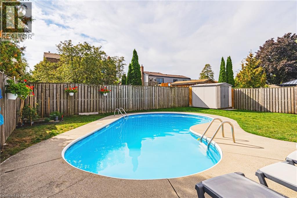 16 APEX Court, Stoney Creek, Ontario, L8J1J2 — Photo 28
