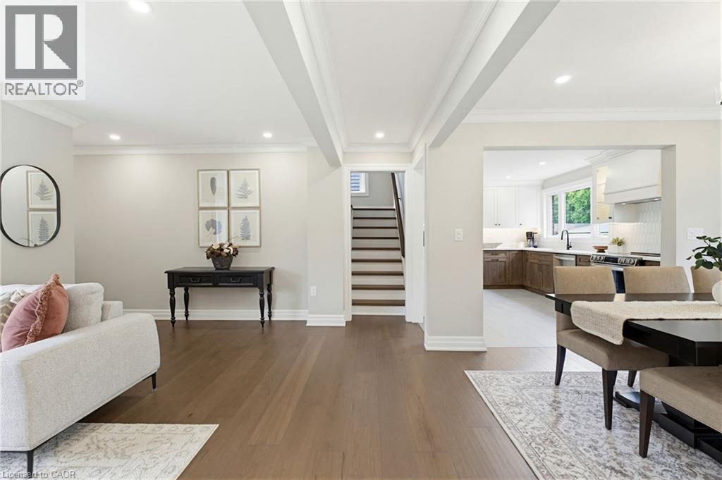 586 WOODLAND Avenue, Burlington, Ontario, L7R2S5 — Photo 12