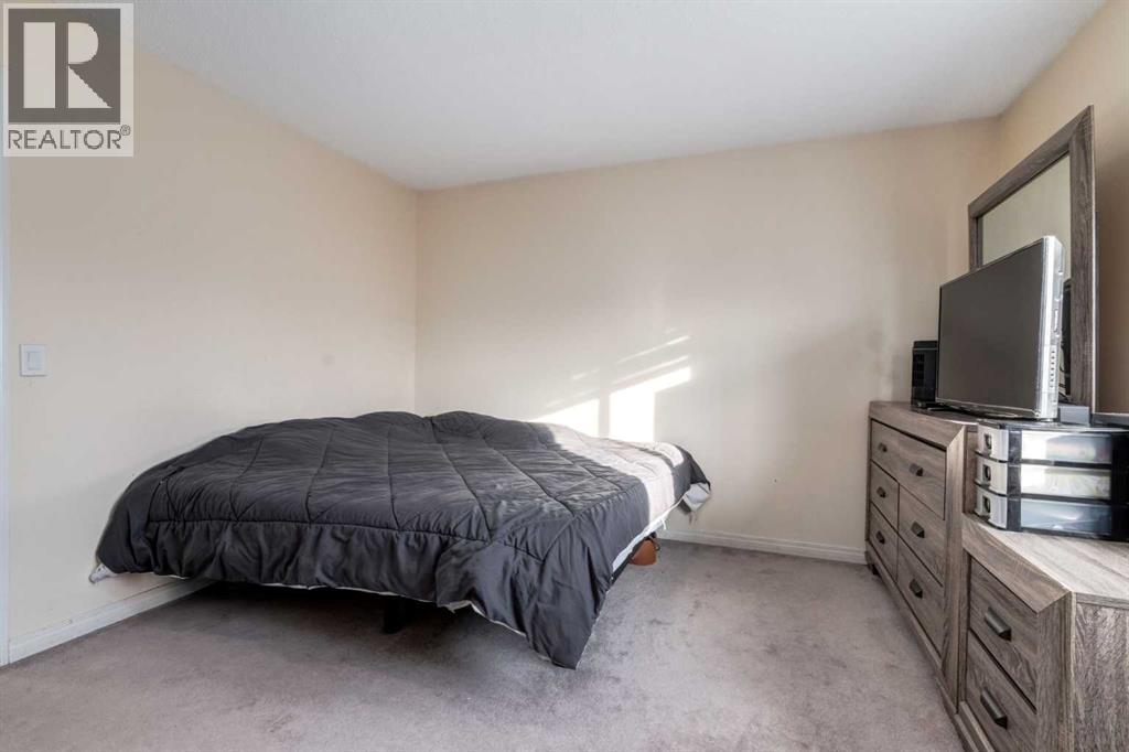 150 Martinbrook Road NE - 10