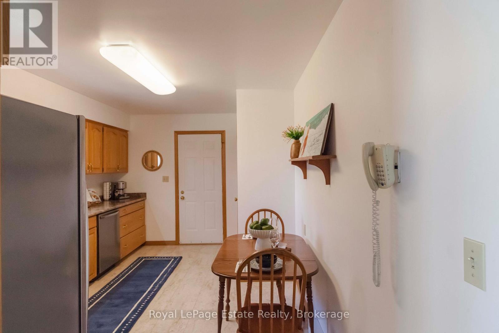 58 GRAHAM CRESCENT - 26