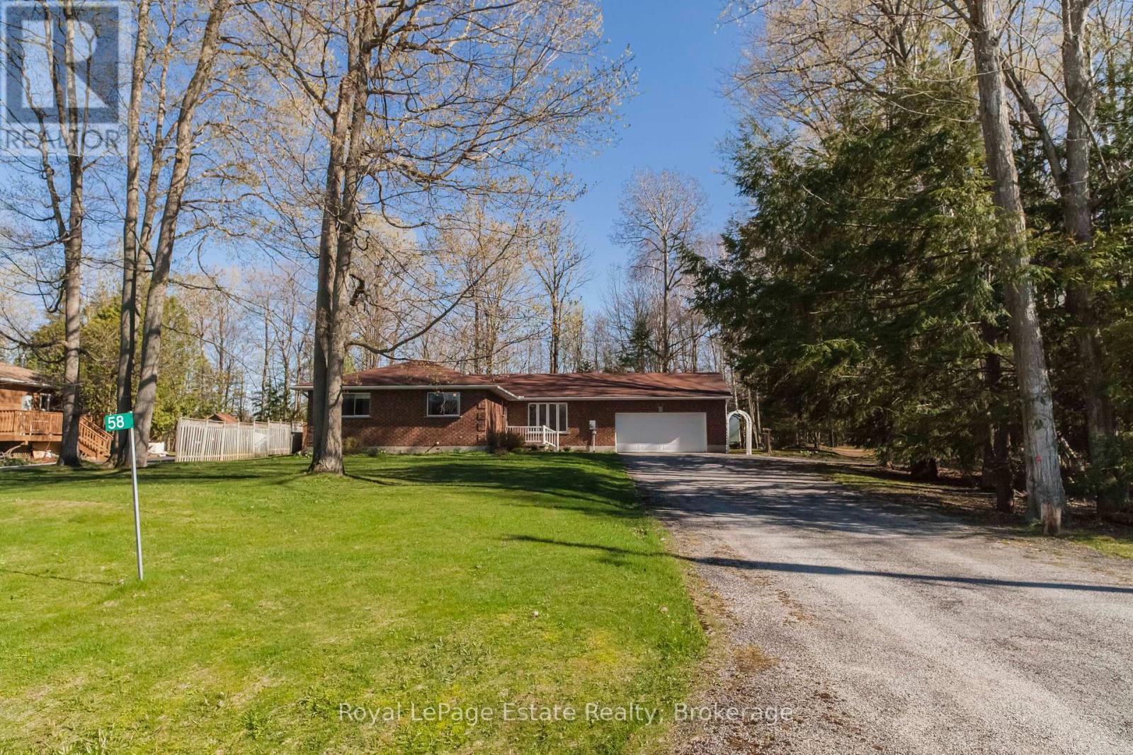58 GRAHAM CRESCENT - Image 3