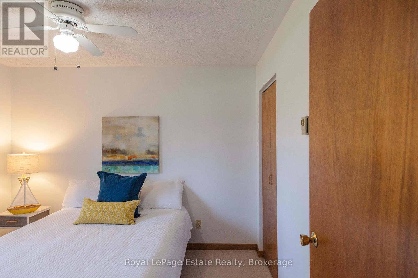 58 GRAHAM CRESCENT - 39