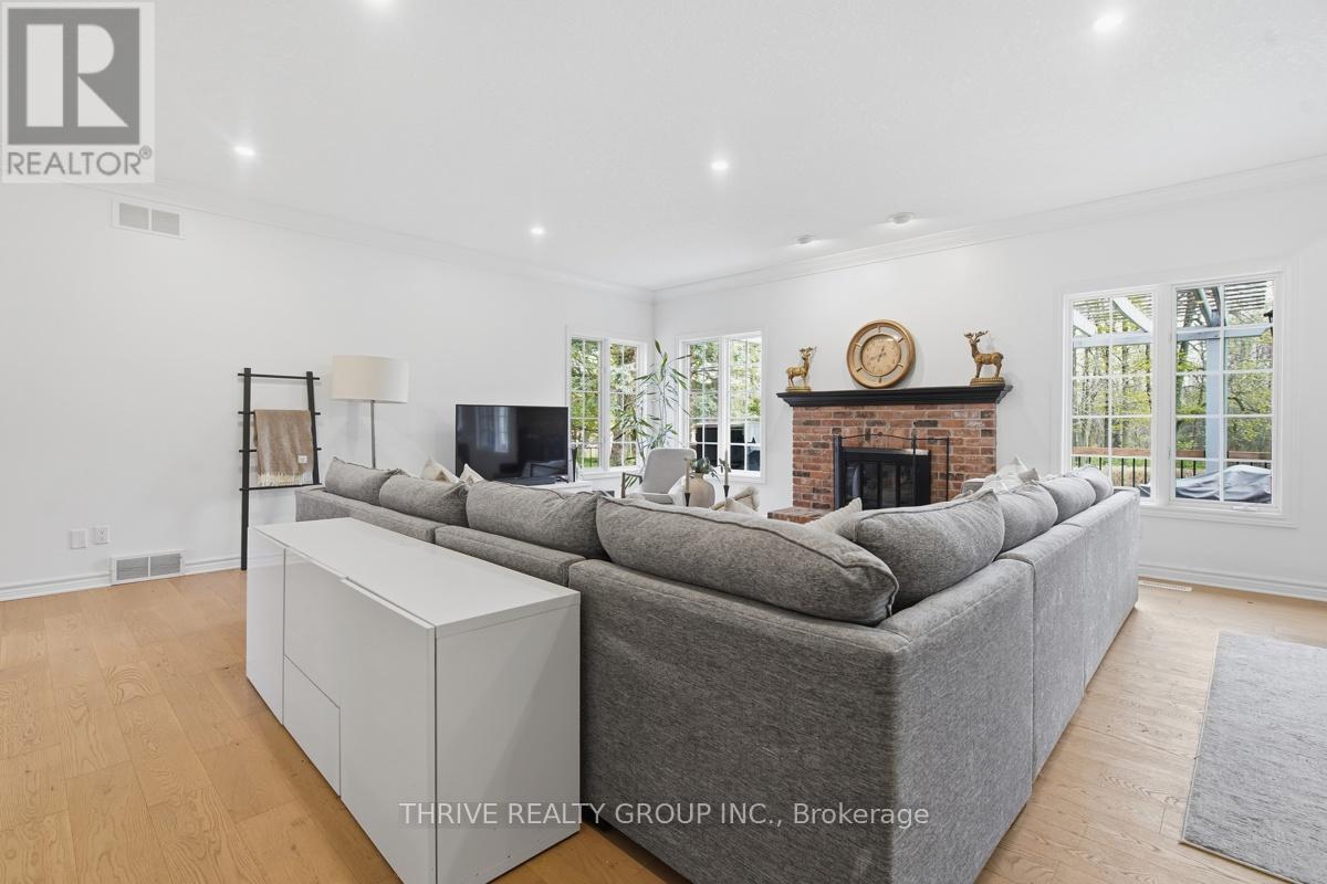 52 WYNFIELD LANE - 10