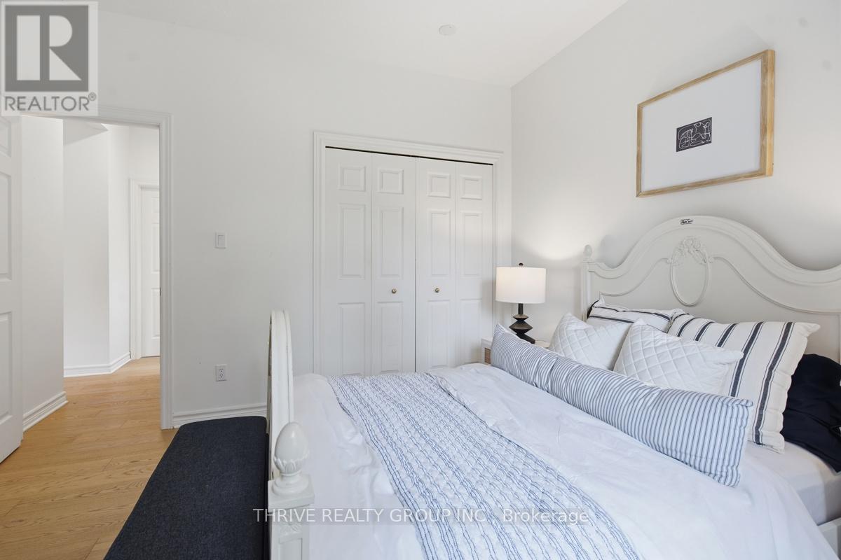 52 WYNFIELD LANE - 38