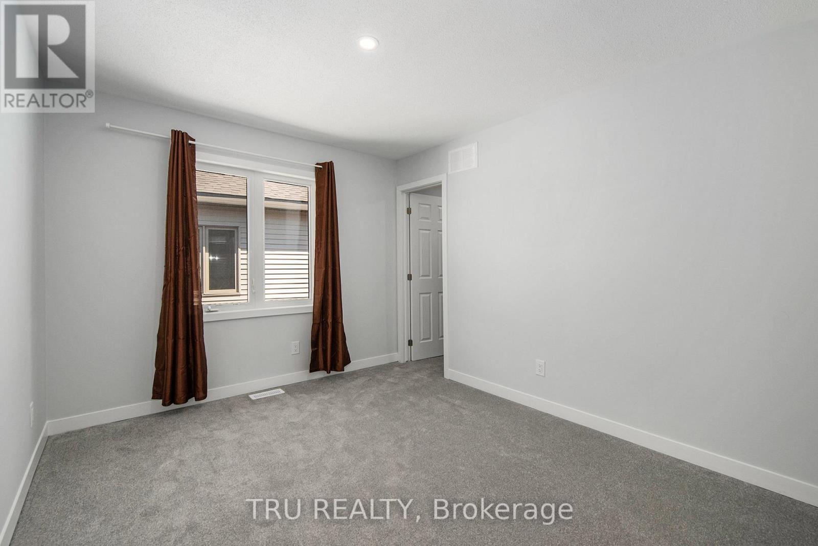 813 CROSSGATE STREET - 17