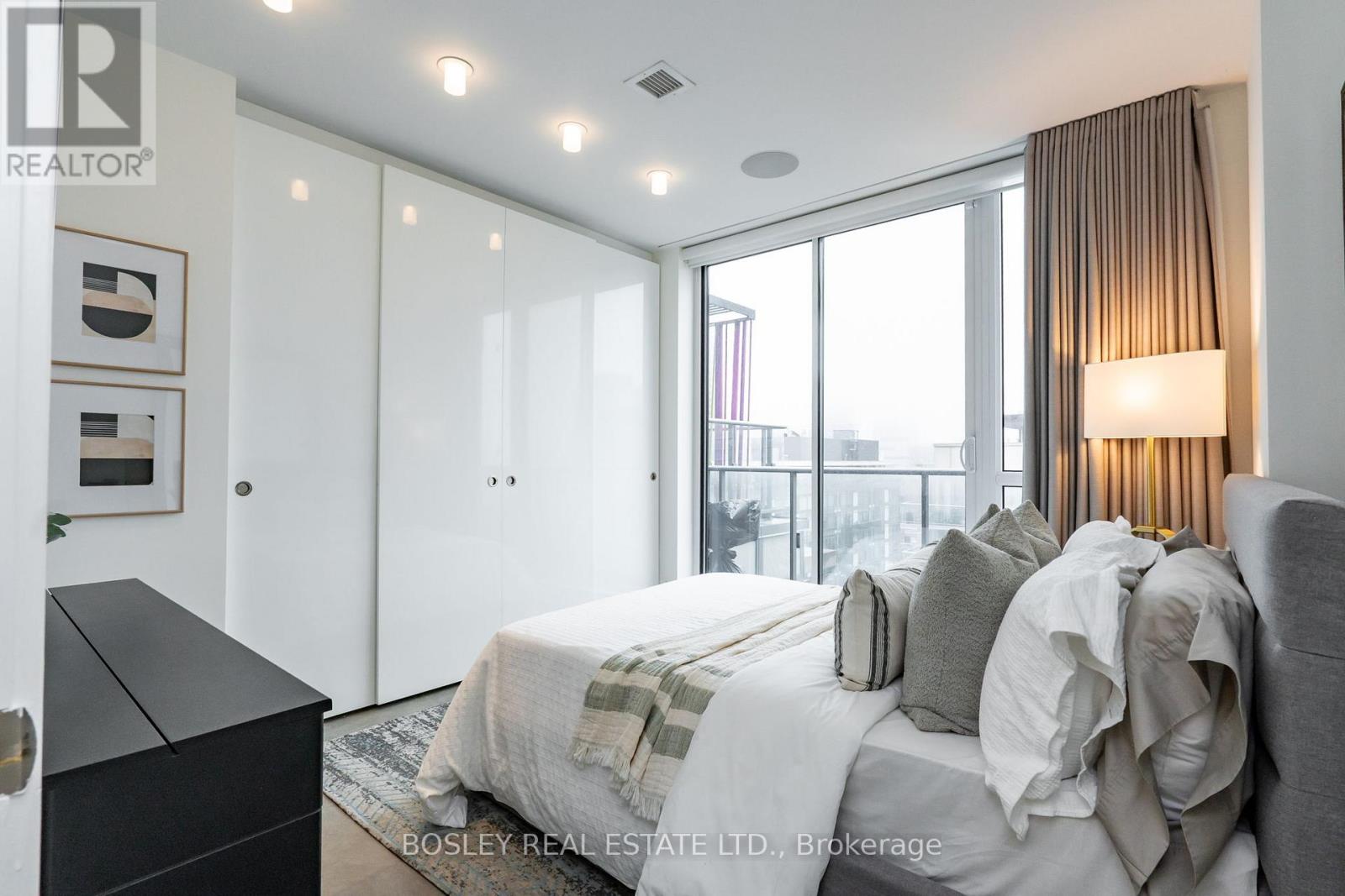 #1606 39 SHERBOURNE STREET - 25