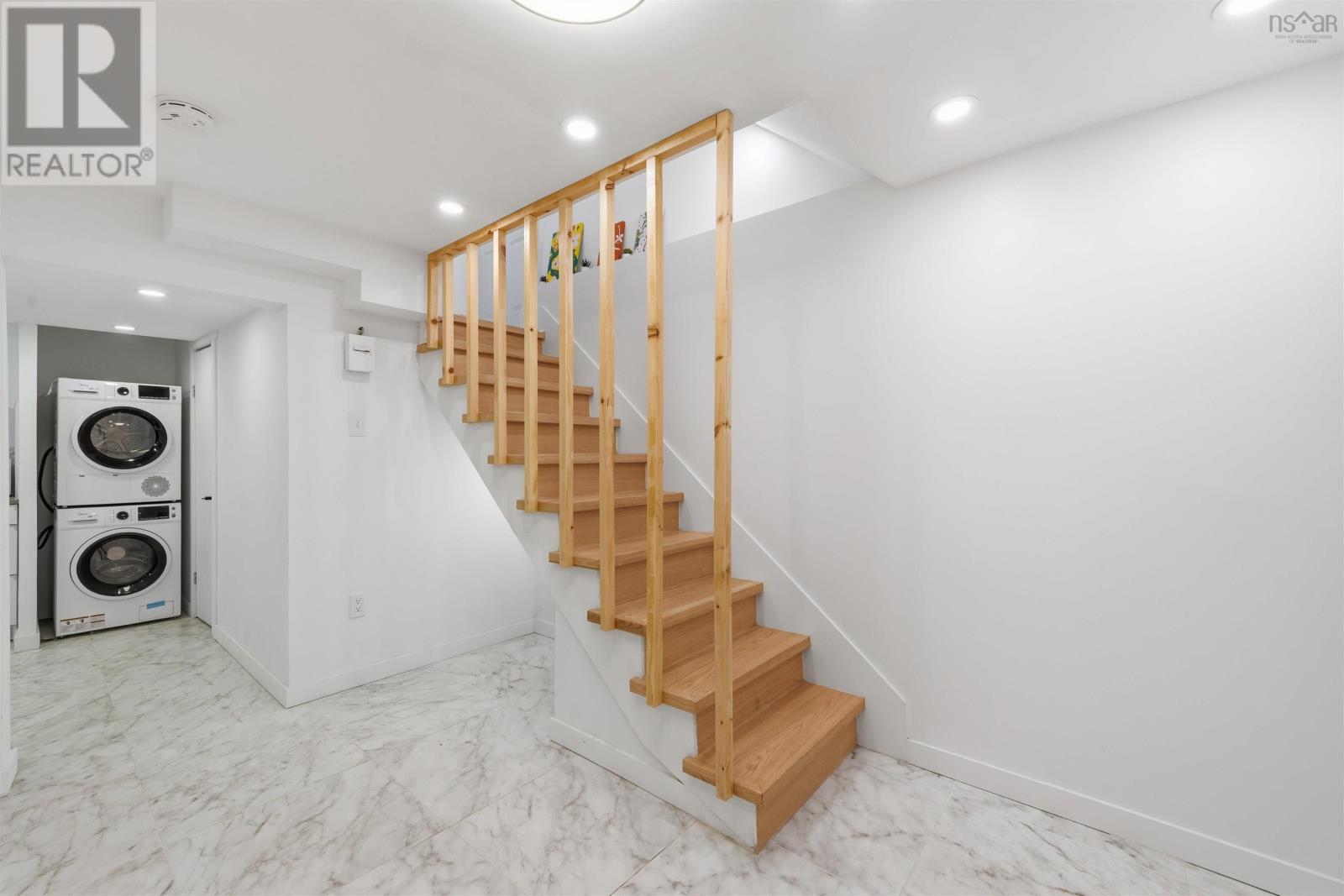 Property 27 of 44 of 18 Roblea Drive