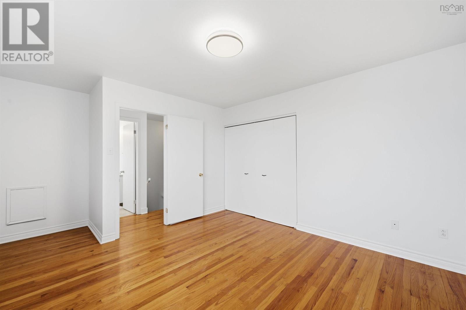 Property 21 of 44 of 18 Roblea Drive