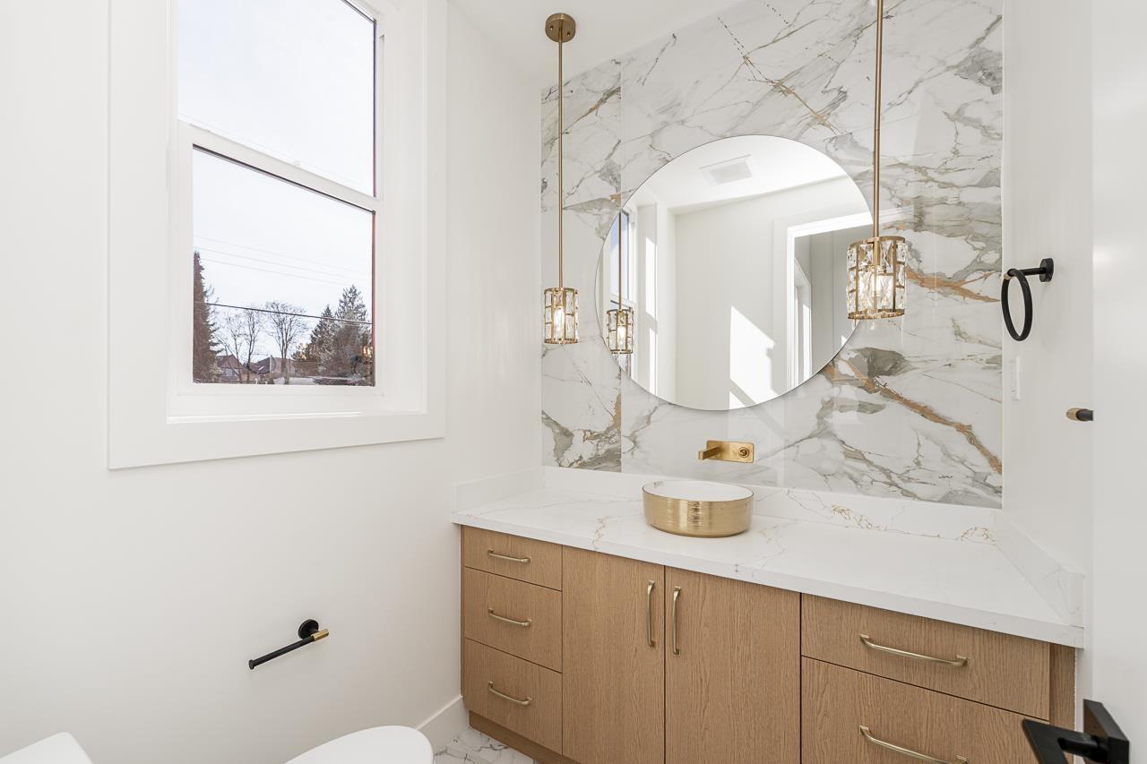 2 14259 PARK DRIVE, Surrey