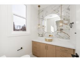 2 14259 Park Drive, Surrey, BC V3R5P1 Photo 9