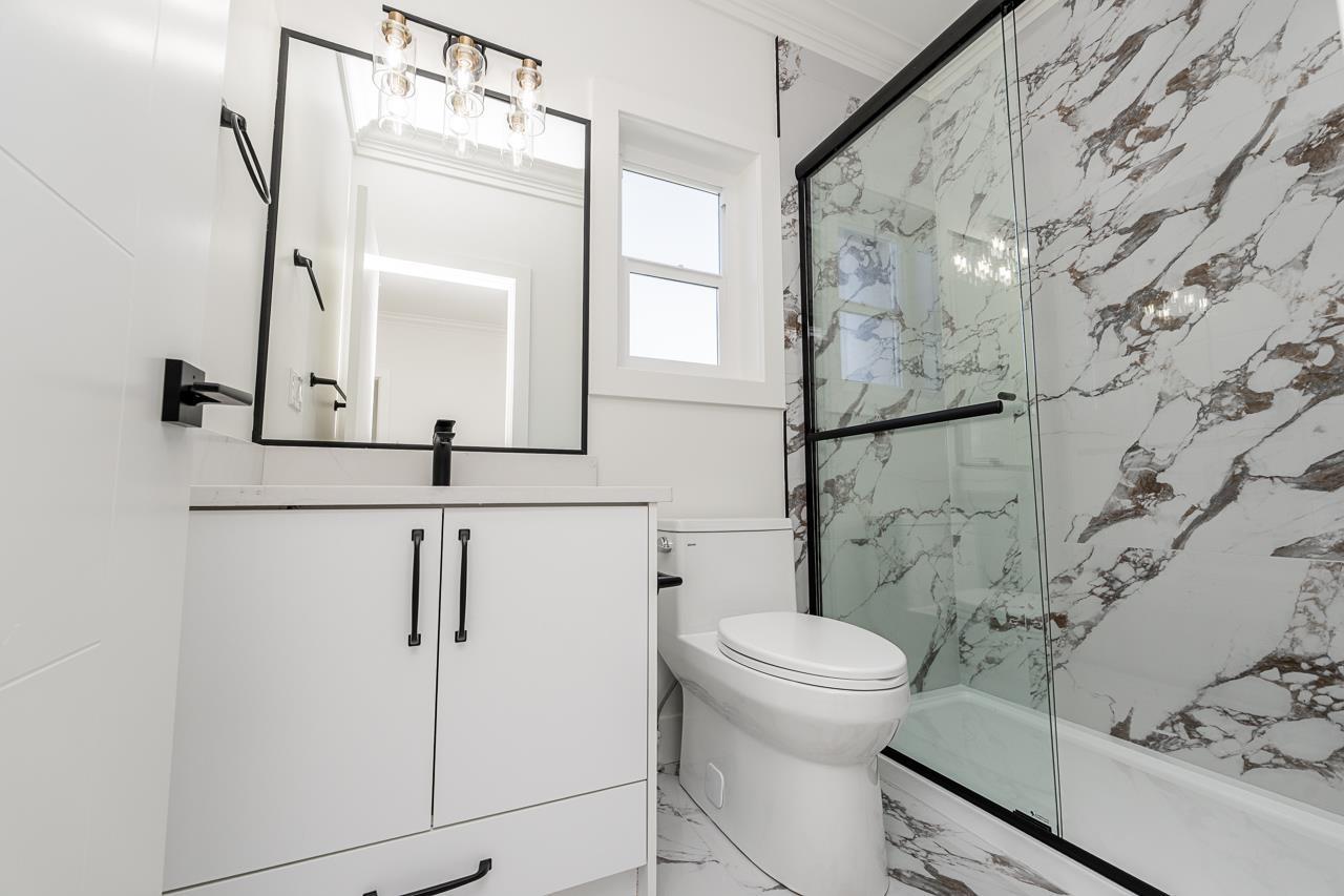 2 14259 PARK DRIVE, Surrey
