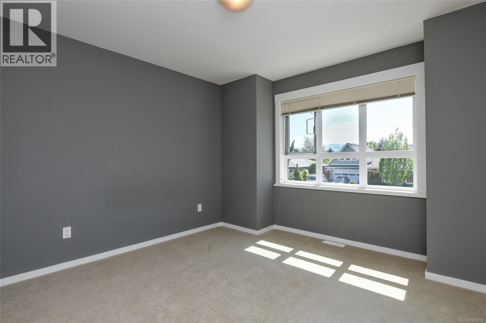 #1 700 Lancaster Way - 18