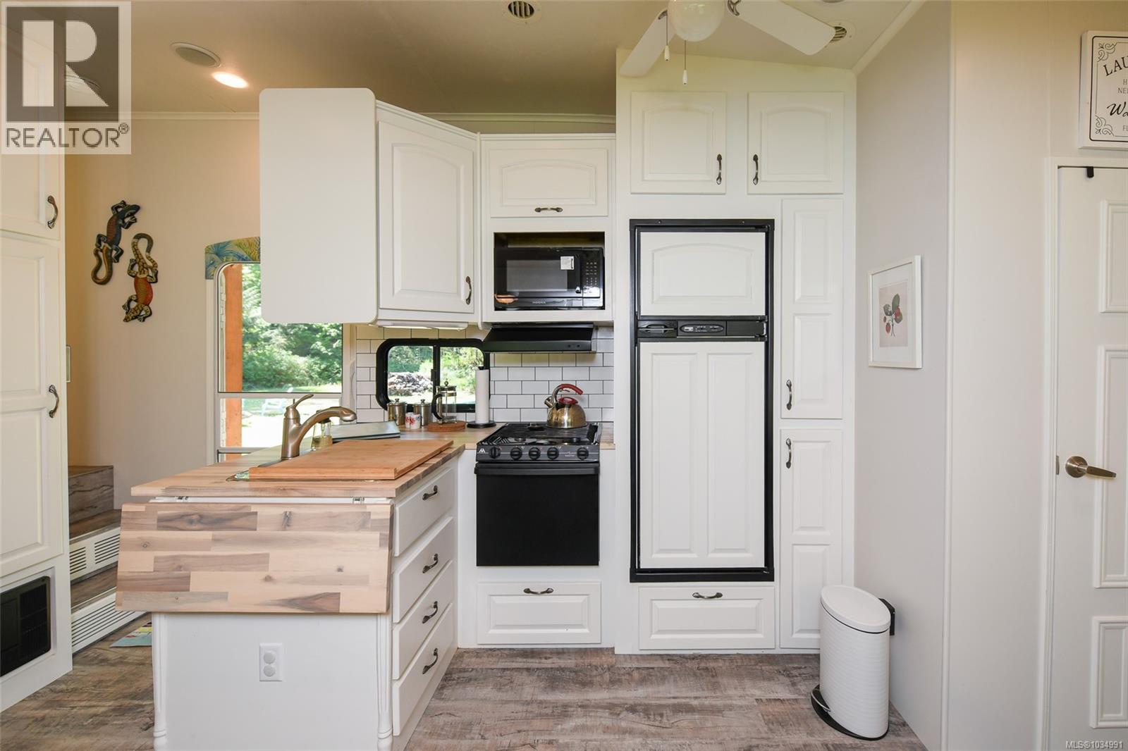 9520 Sarmma Rd - 74
