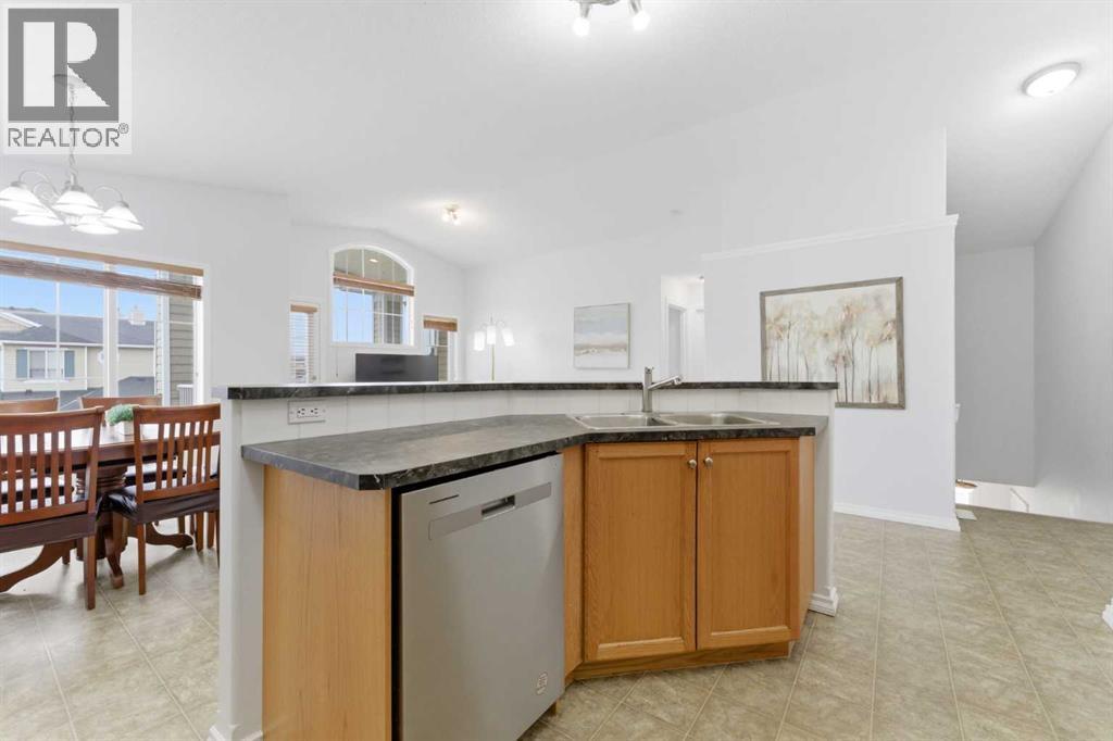 40 Royal Birch Mount NW - 13