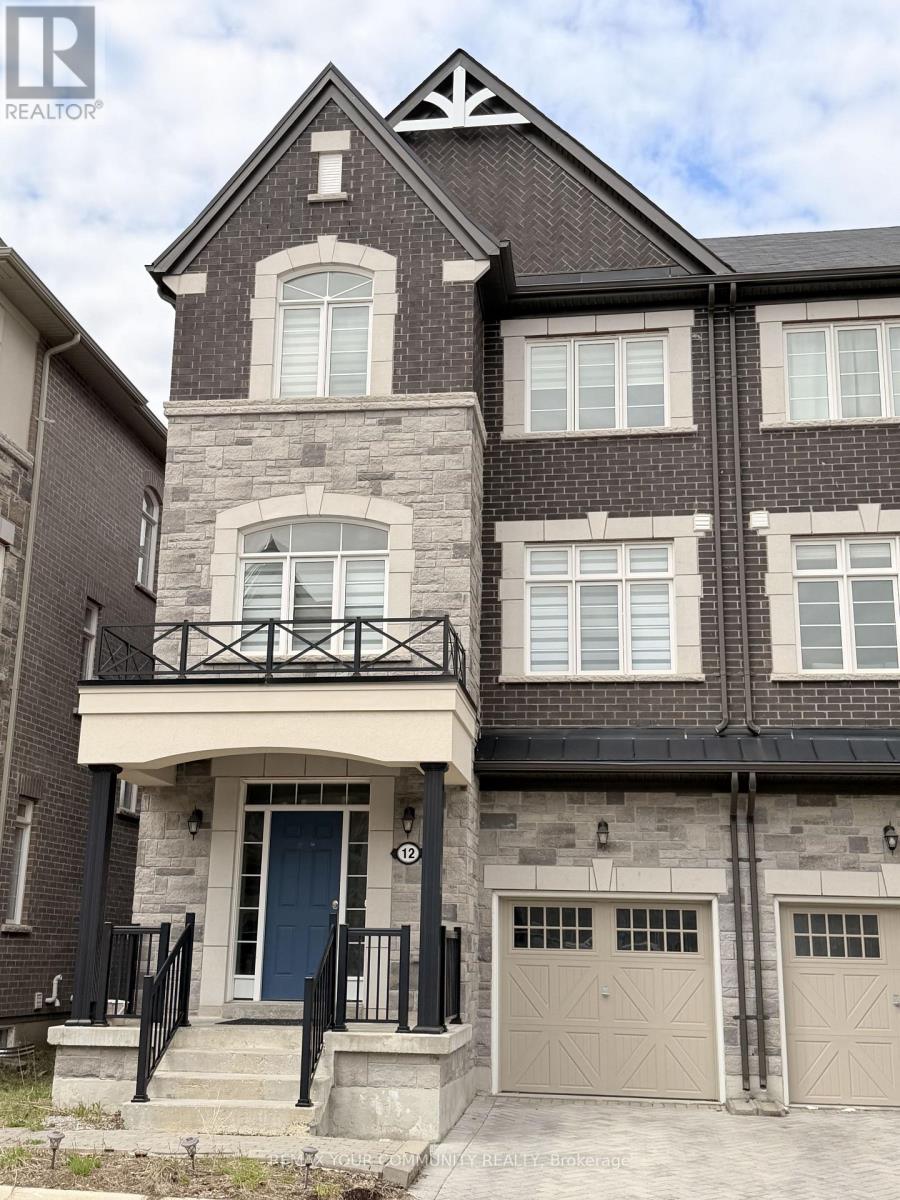 Listing photo of 12 GLOBEMASTER LANE