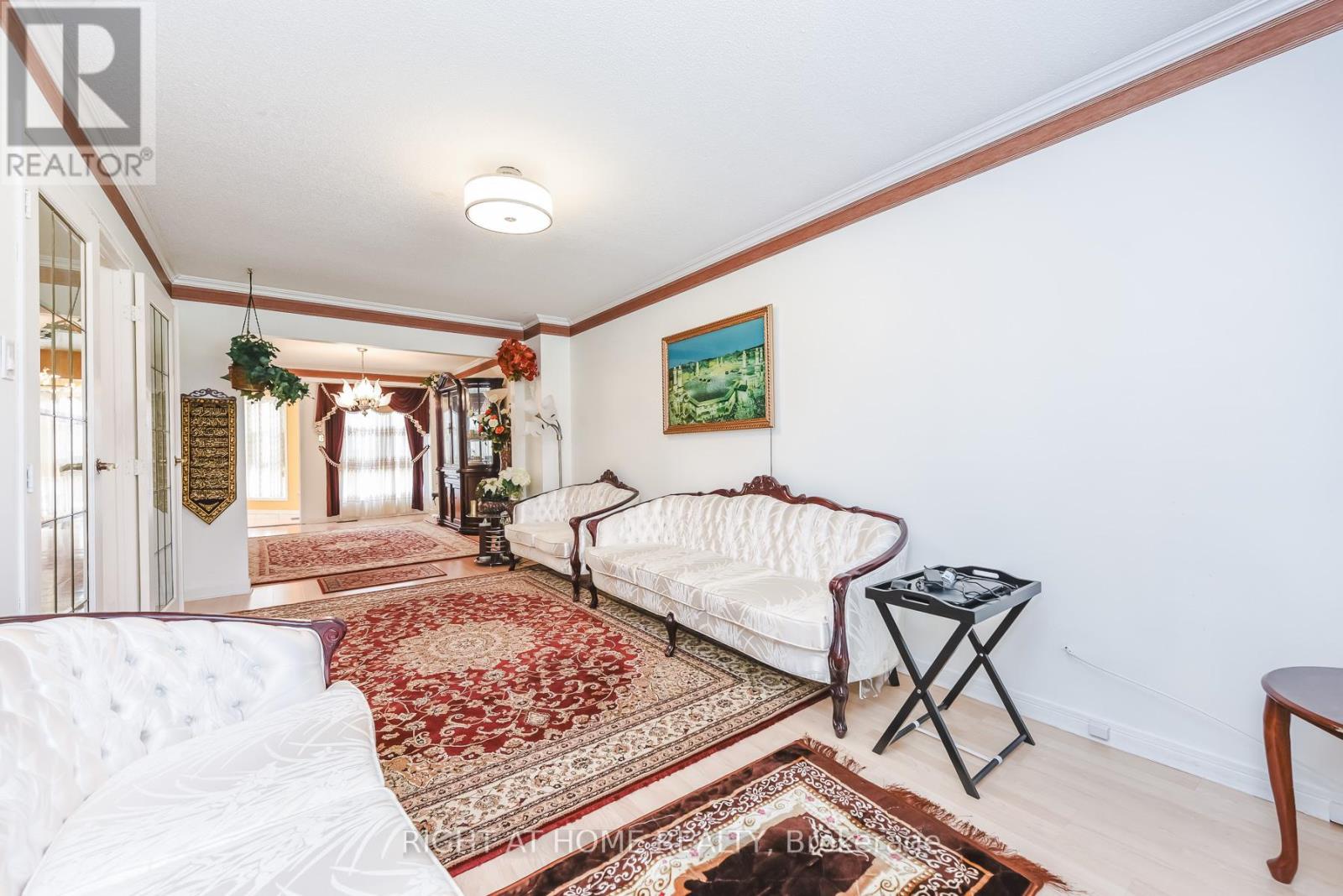 379 WALLENBERG CRESCENT - 13